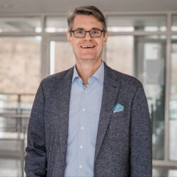 Prof. Dr. Elmar Holschbach